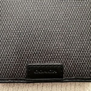 Coach Textured Black and Gray Men's Wallet